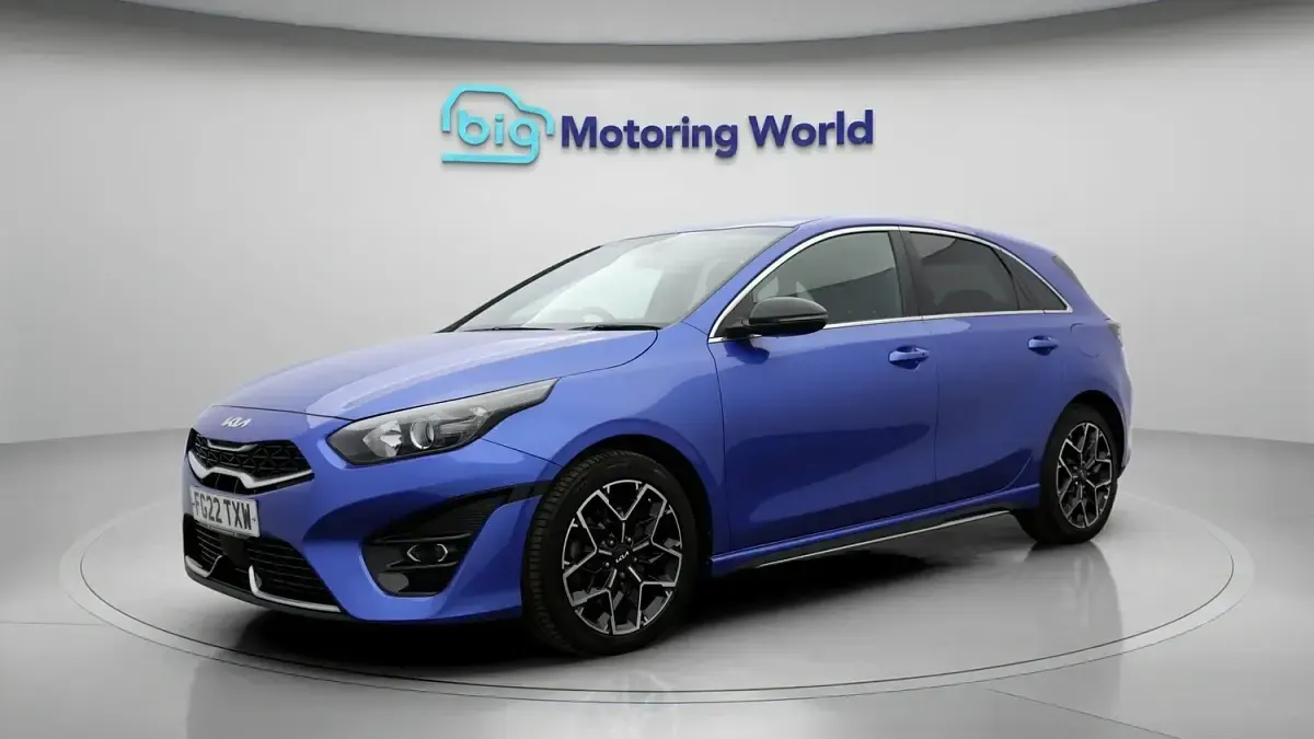 Used Kia Ceed GT-Line 160 HP (117 kW) 2022 Blue Hatchback
