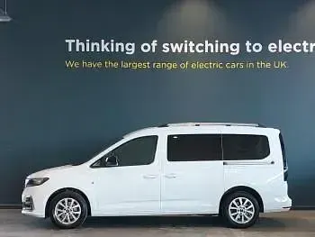 Used Ford Tourneo Titanium 2023 White Estate