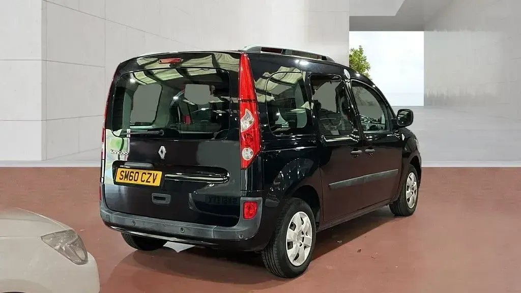 Used Renault Kangoo Expression 105 HP (77 kW) 2010 Black MPV