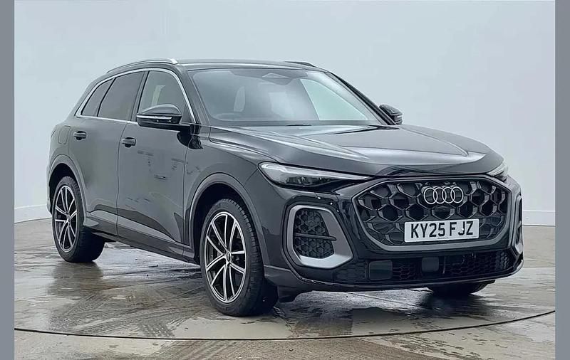 Used Audi Q5 Advanced 200 HP (147 kW) 2025 Black SUV