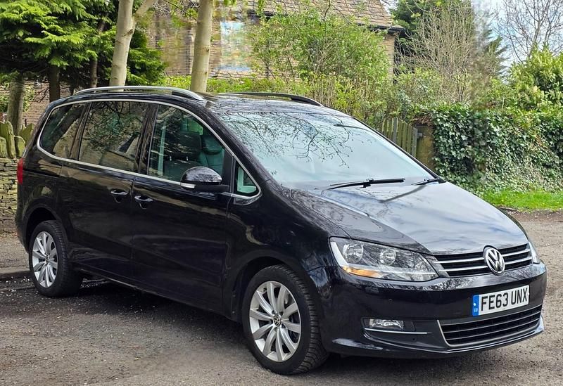 Used VW Sharan SEL 177 HP (130 kW) 2013 Black MPV