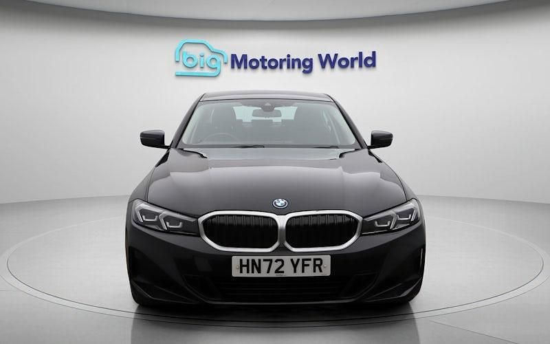 Used BMW 330e Sport Line 292 HP (214 kW) 2024 Sedan