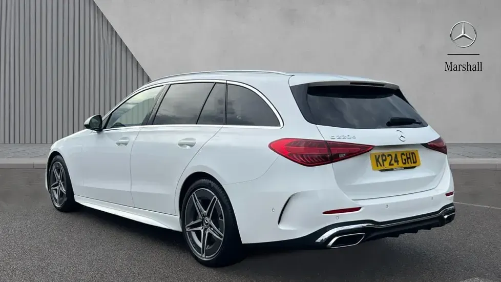 Used Mercedes C220 AMG line 200 HP (147 kW) 2024 Polar white