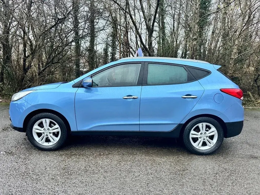 Used Hyundai ix35 Premium 115 HP (84 kW) 2012 Blue SUV