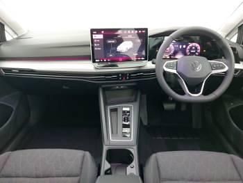 New VW Golf VIII Match 204 HP (150 kW) 2025 Black Hatchback