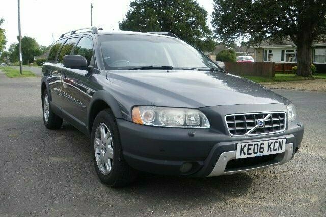 Used 2002 Volvo XC70 SUV | £5,450 - Image 1/4