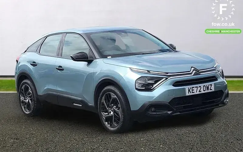 Used Citroën C4 Comfort 101 HP (74 kW) 2023 SUV