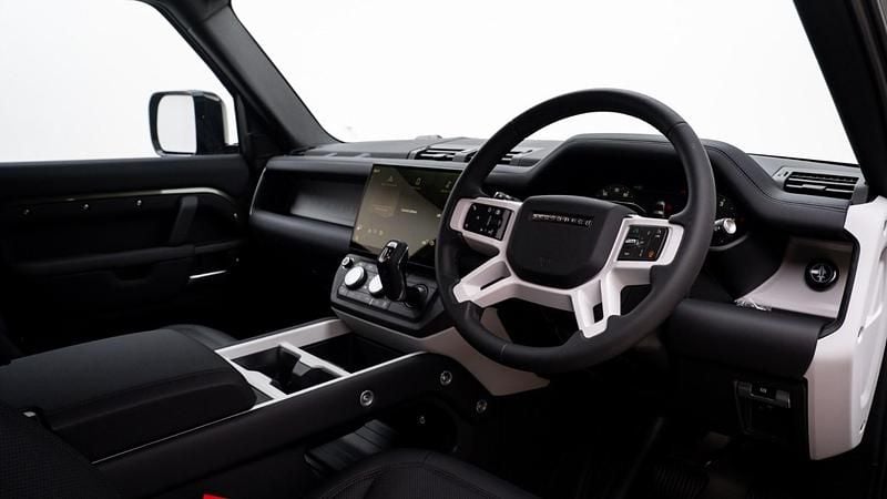 New Land Rover Defender S 2026 SUV