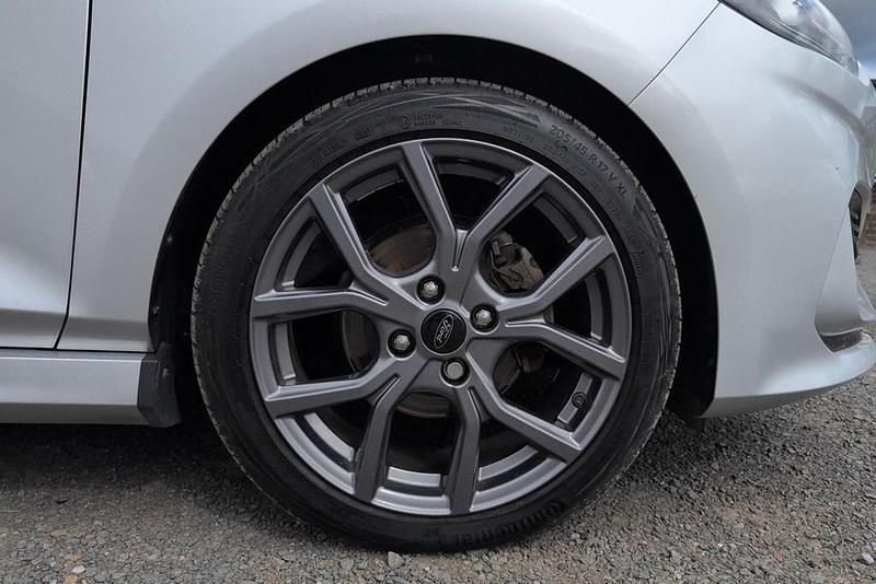 Used Ford Fiesta ST-Line 125 HP (91 kW) 2022 Silver Hatchback