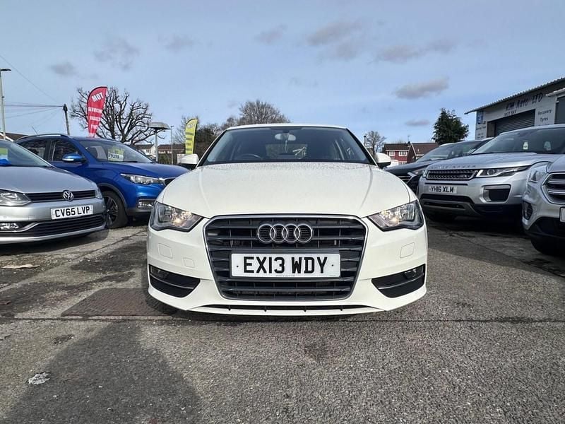Used Audi A3 Sport 105 HP (77 kW) 2013 White Hatchback