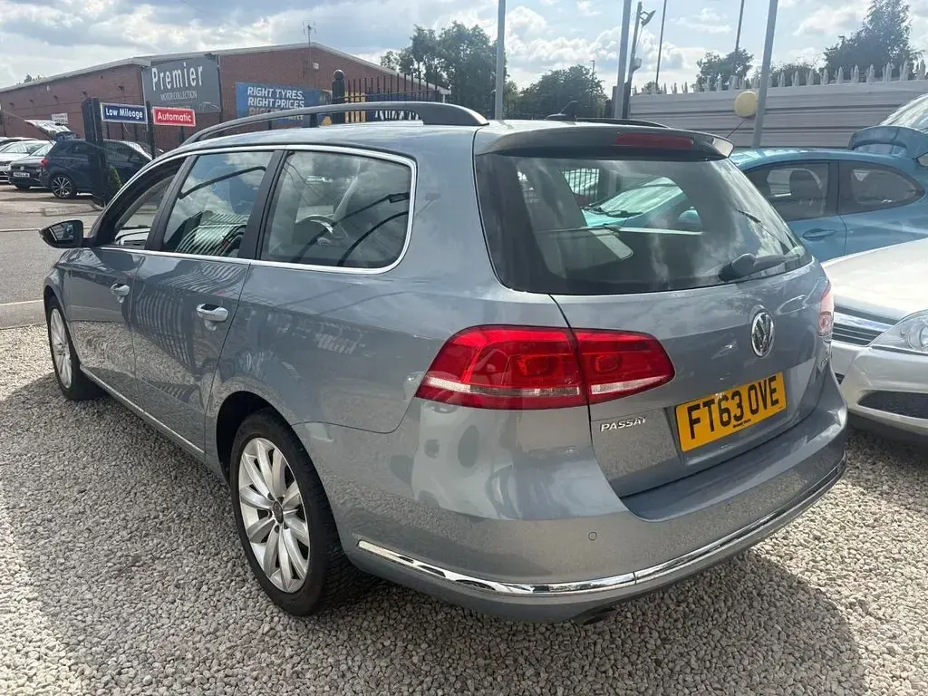 Used VW Passat Highline 105 HP (77 kW) 2014 Grey Estate