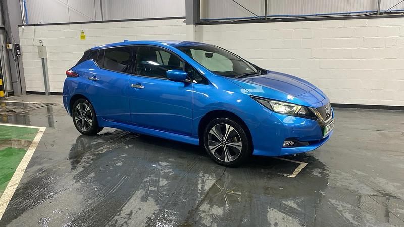 Blue Used 2021 Nissan Leaf Tekna Hatchback | £12,498 (Fair price) - Image 1/3