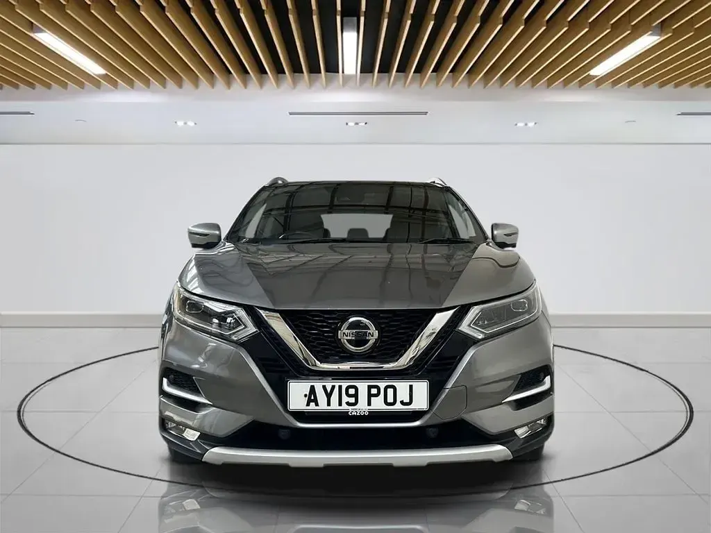 Used Nissan Qashqai N-Motion 140 HP (102 kW) 2019 Grey SUV
