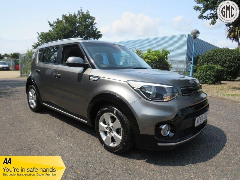 Silver Used 2018 Kia Soul 2 SUV | £8,000 (Good price) - Image 1/4