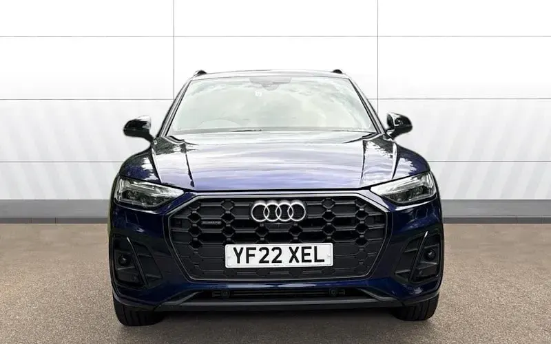 Used Audi Q5 Comfort 265 HP (194 kW) 2022 Blue SUV