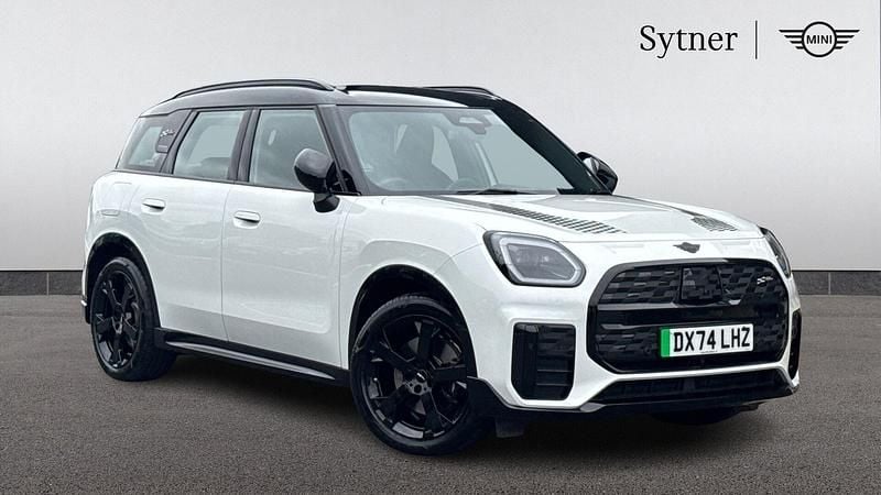 White Used 2024 Mini Countryman SUV | £30,000 (A bit pricey) - Image 1/4