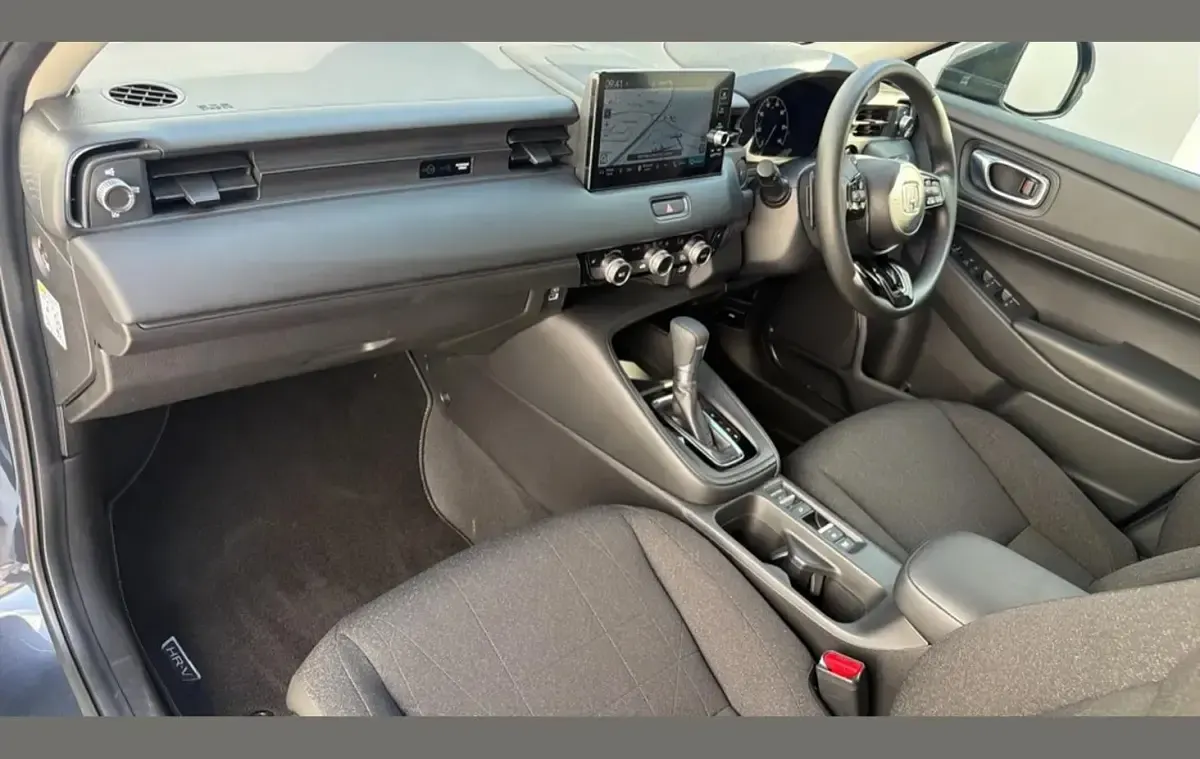 Used Honda HR-V Elegance 131 HP (96 kW) 2023 Grey SUV