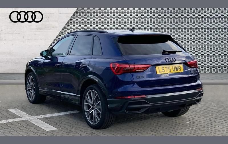 Ny Audi Q3 Black Edition 150 HK (110 kW) 2025 Blå SUV