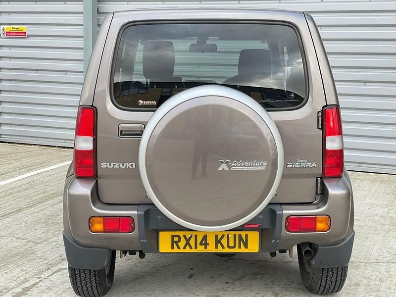 Used Suzuki Jimny SZ4 85 HP (62 kW) 2014 Grey SUV