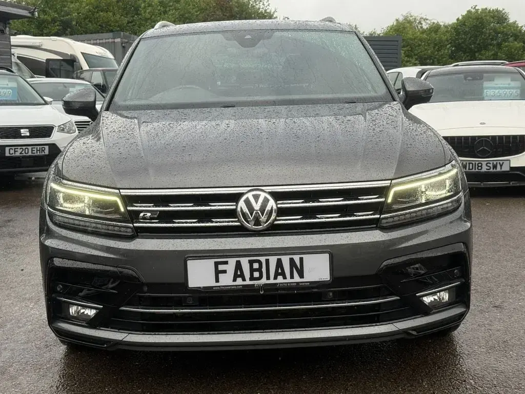 Used VW Tiguan R-line 190 HP (139 kW) 2019 Grey SUV