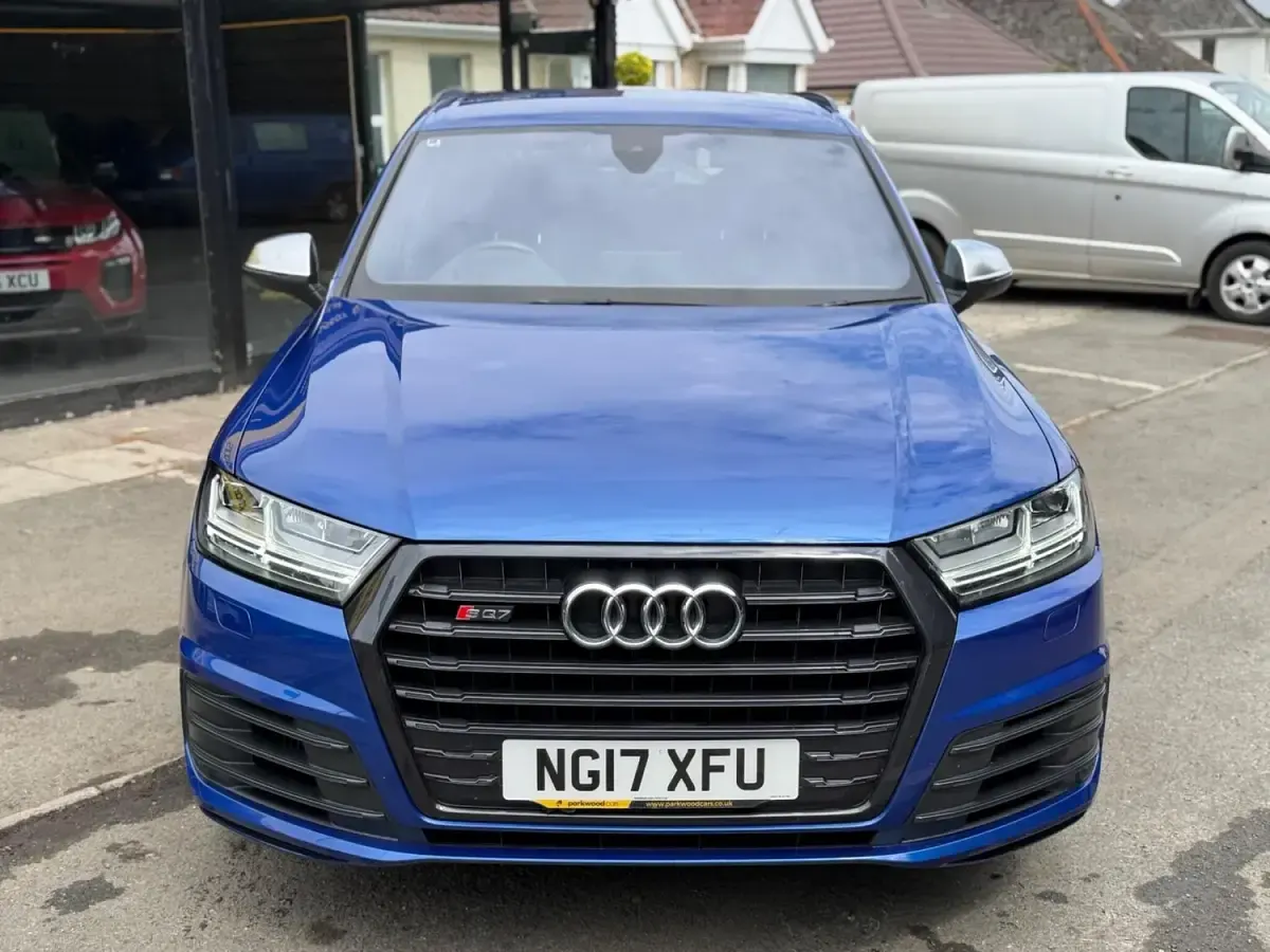 Used Audi SQ7 Performance 435 HP (319 kW) 2017 Blue SUV