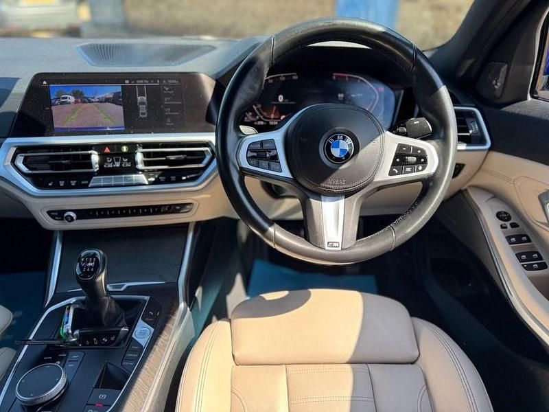 Begagnad BMW 320 M Sport 2019 Blå Sedan
