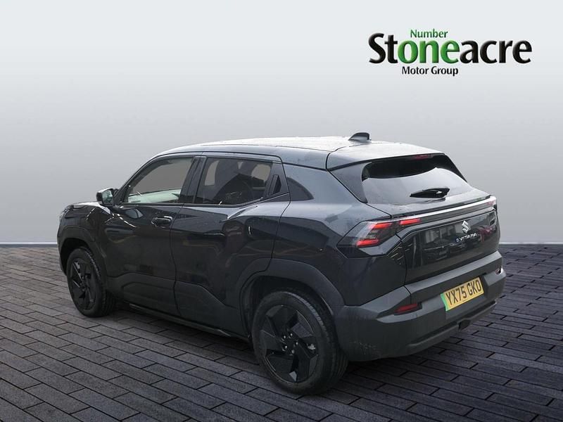 Nouă Suzuki Vitara 135 kW (184 CP) 2025 Negru SUV