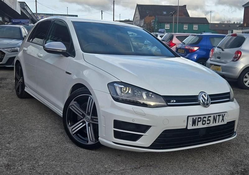 Used VW Golf VII R 2015 White Hatchback