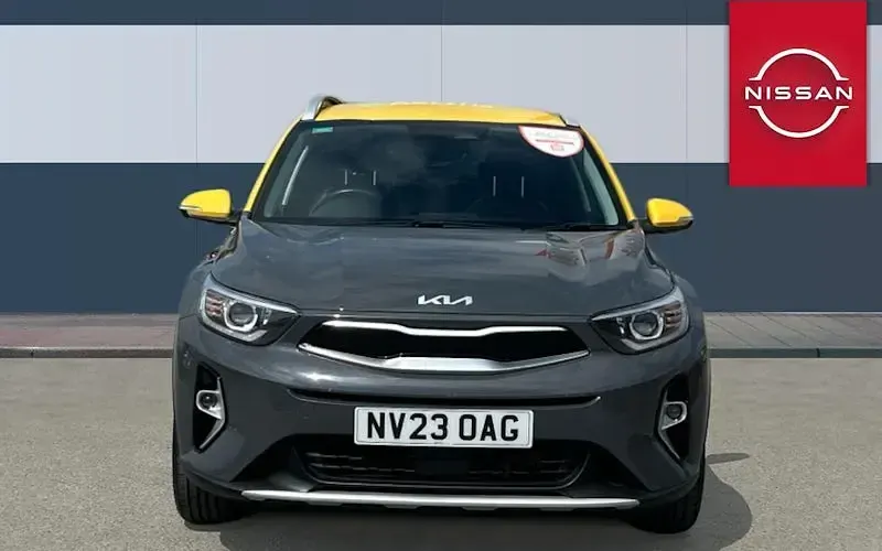 Used Kia Stonic 101 HP (74 kW) 2023 Grey SUV