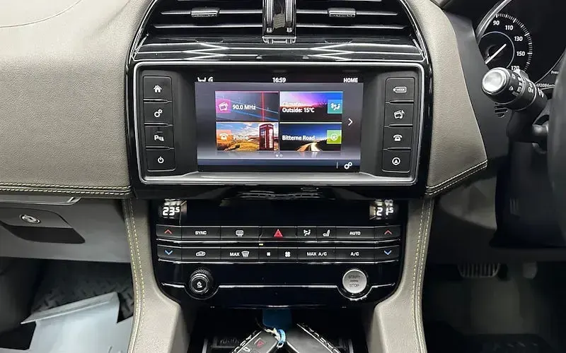 Used Jaguar F-Pace R-Sport 179 HP (131 kW) 2017 Grey SUV