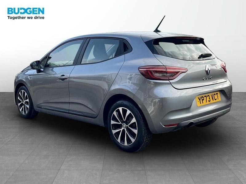 Used Renault Clio V Evolution 90 HP (66 kW) 2023 Grey Hatchback