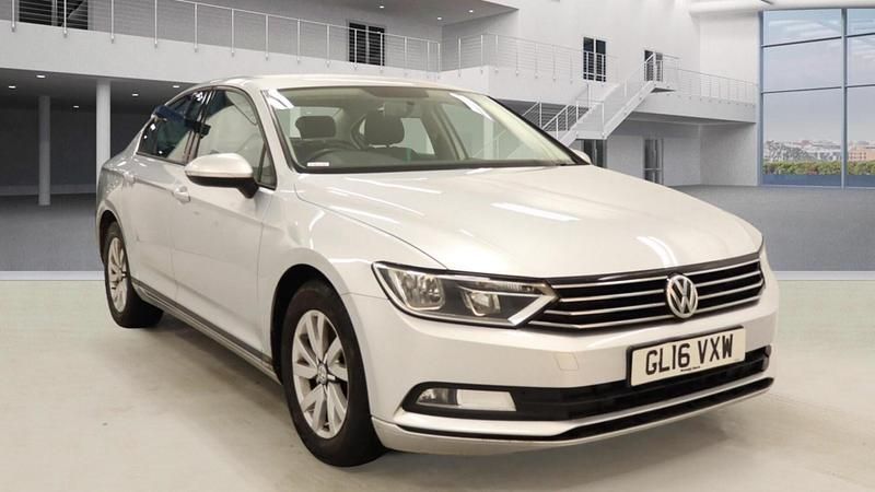 Used VW Passat S 120 HP (88 kW) 2016 Silver Sedan