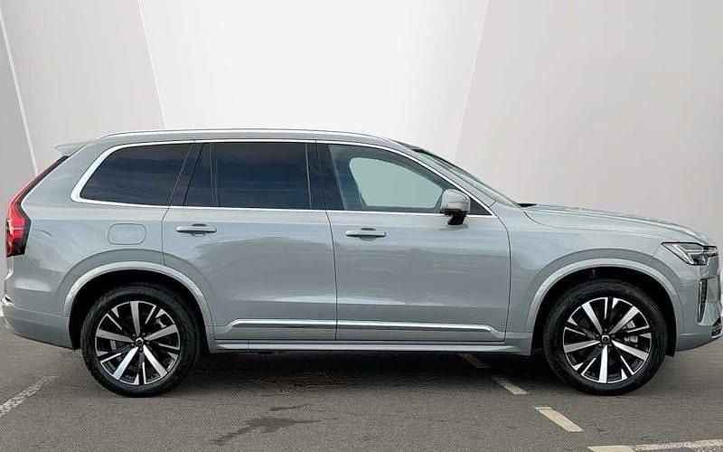 Used Volvo XC90 Core 455 HP (334 kW) 2025 SUV