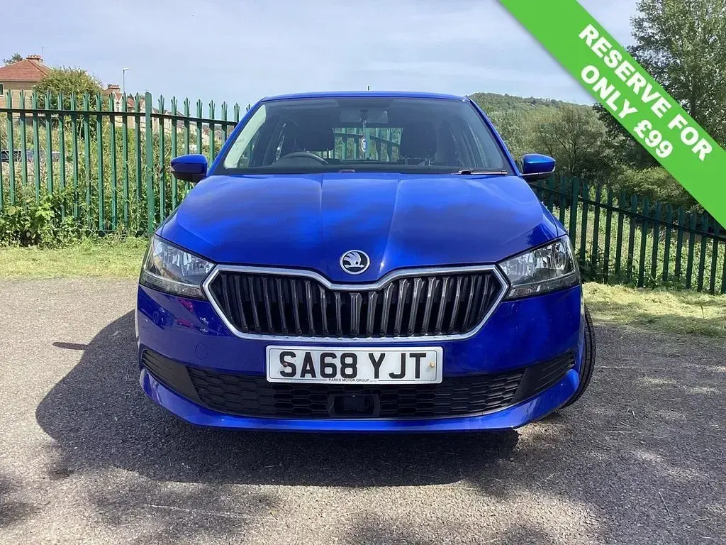 Used Skoda Fabia 75 HP (55 kW) 2018 Blue Hatchback