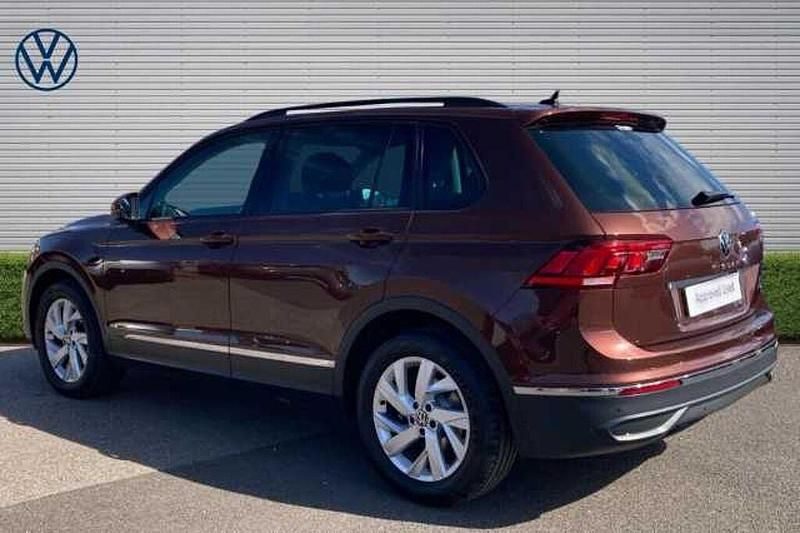 Usado VW Tiguan Life 150 HP (110 kW) 2021 Other SUV