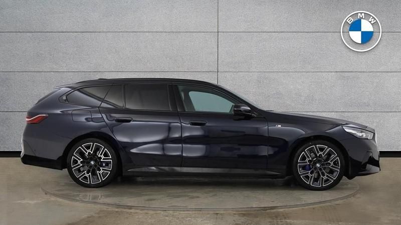 Used BMW 530e M Sport 295 HP (216 kW) 2025 Black Estate