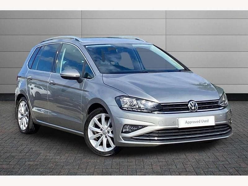 Silver Used 2019 VW Golf Sportsvan GT MPV | £12,295 (Fair price) - Image 1/4