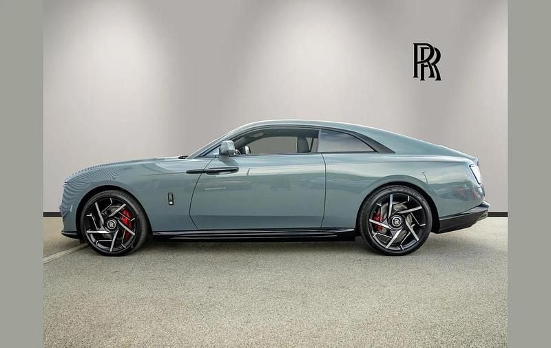 Used Rolls Royce Spectre 484 kW (659 HP) 2025 Green Coupe