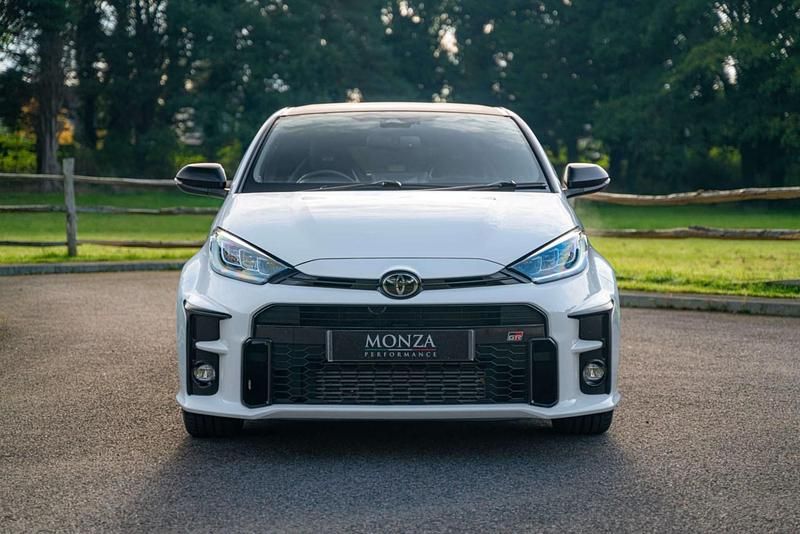 Used Toyota Yaris 2022 White Hatchback