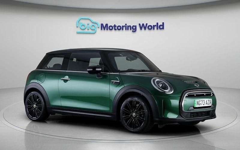 Used Mini Cooper Level 2 135 kW (184 HP) 2023 Hatchback