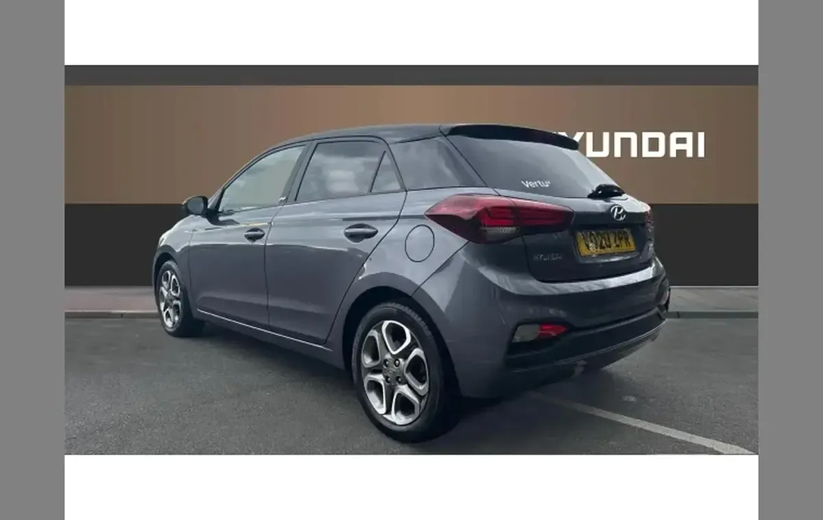 Used Hyundai i20 84 HP (61 kW) 2020 Grey Hatchback