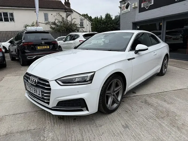 Second-hand Audi A5 S-Line 190 CP (139 kW) 2018 Alb Coupe