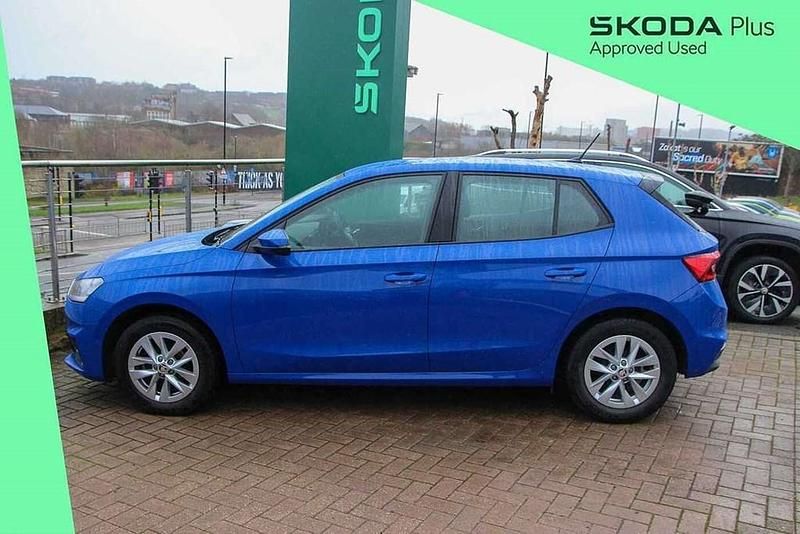Used Skoda Fabia Comfort 79 HP (58 kW) 2022 Energy blue Hatchback