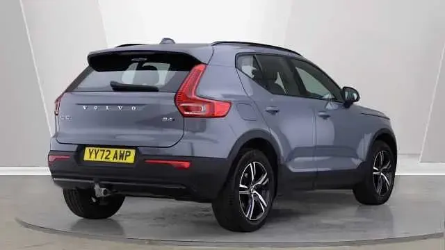 Used Volvo XC40 Plus 197 HP (144 kW) 2023 Grey SUV