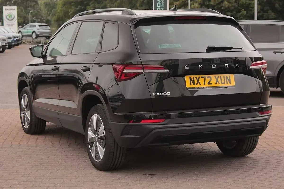 Used Skoda Karoq SE Drive 107 HP (78 kW) 2022 Black magic pearl effect SUV