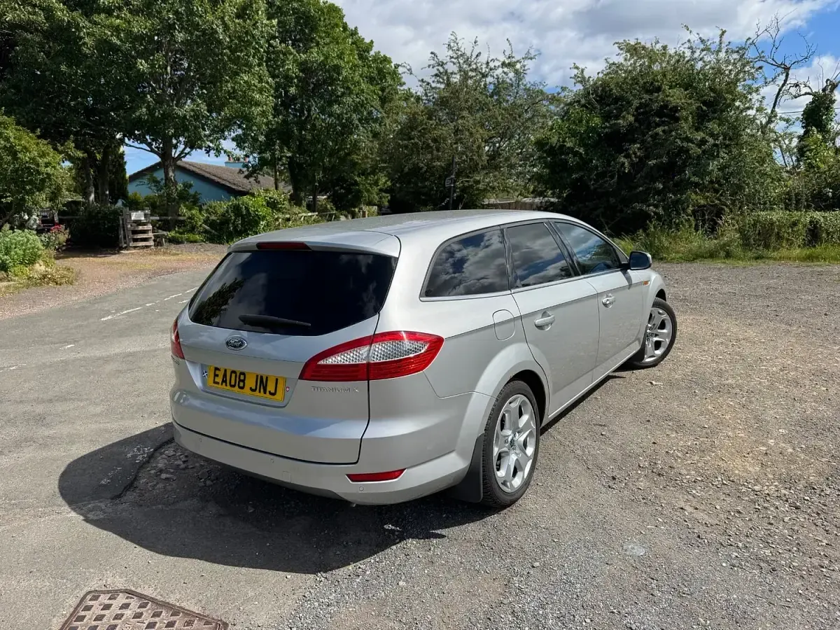Used Ford Mondeo Titanium X 160 HP (117 kW) 2008 Silver Estate