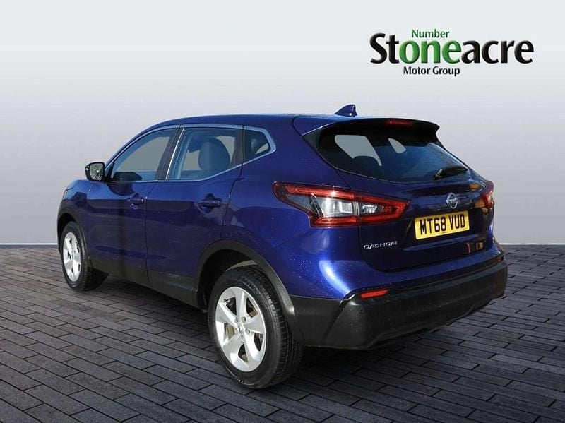 Used Nissan Qashqai Acenta Premium 115 HP (84 kW) 2018 Blue SUV