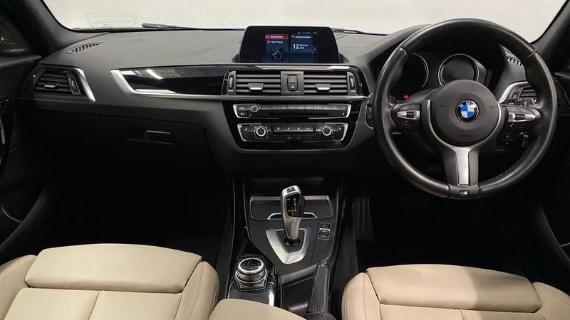 Used BMW 118 M Sport 148 HP (108 kW) 2017 Blue Hatchback