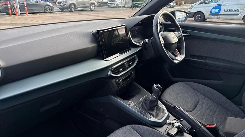Used Seat Arona Xperience 110 HP (80 kW) 2023 Grey SUV