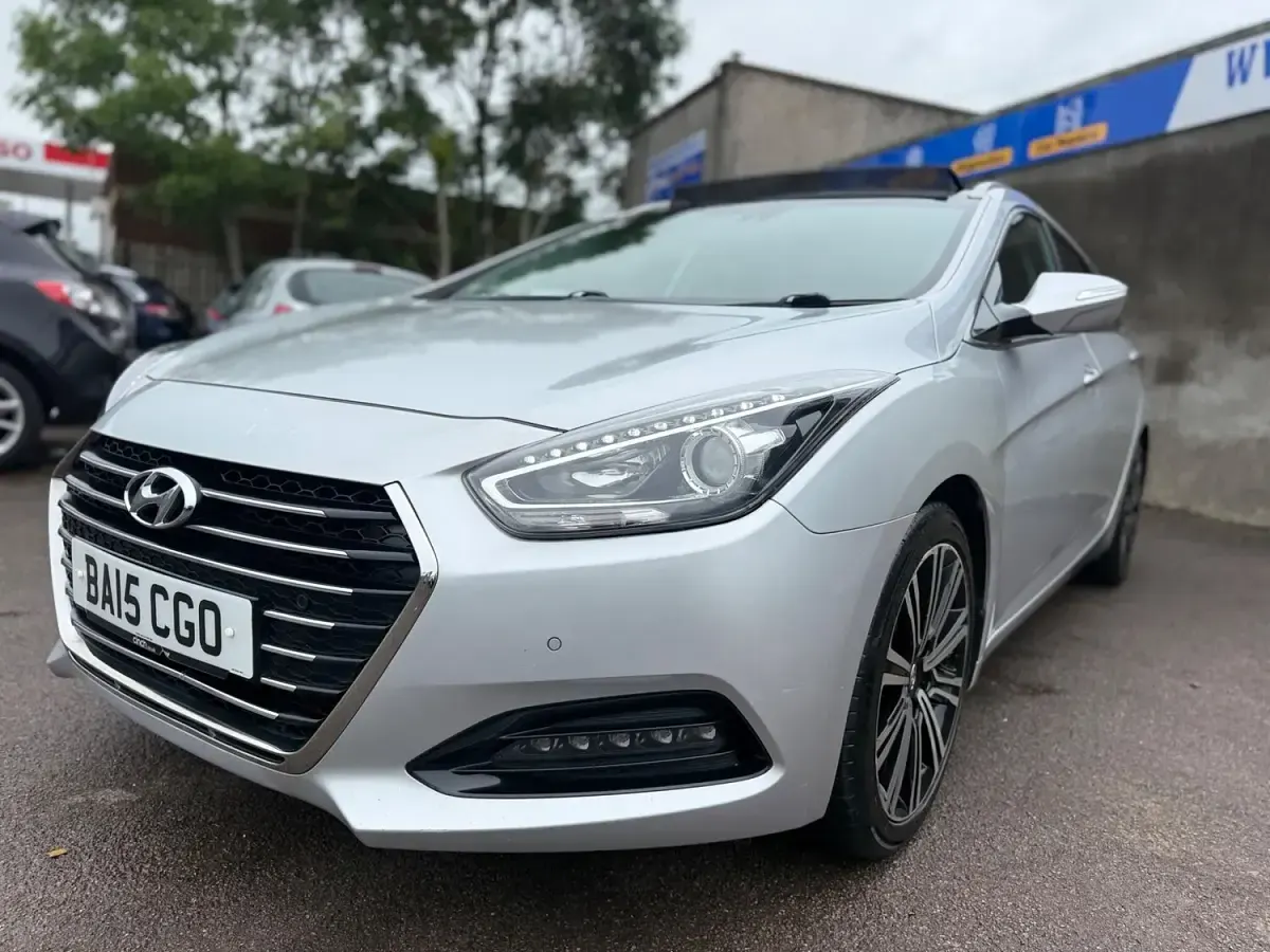 Used Hyundai i40 Premium 2015 Silver Estate